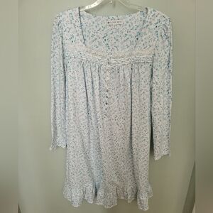 Eileen West Small Knee Length Floral Lace Blue White Nightgown‎ Cottagecore